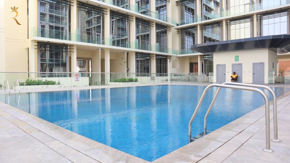 Masdar 2br Luxe Pool Comfy Near Auh Appartamento *